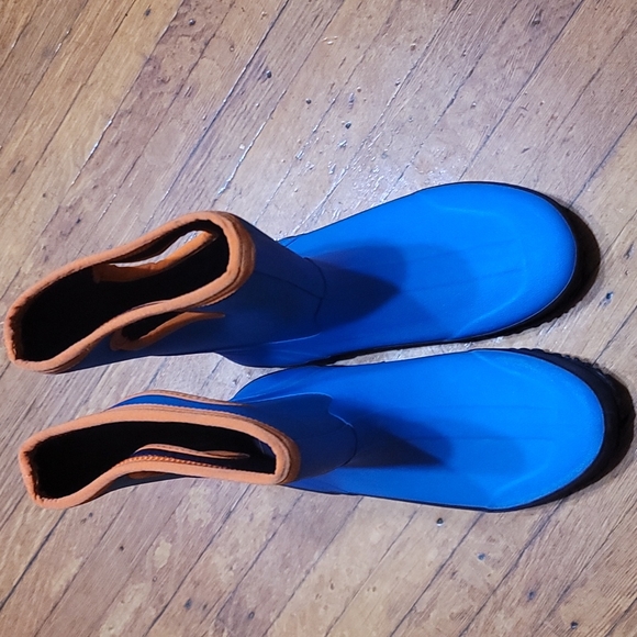 Unisex Glosh by Bogs Waterproof boots brand new color blue size 5 - Picture 1 of 4